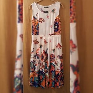 NWT Reborn White Floral Sleeveless Dress, L
