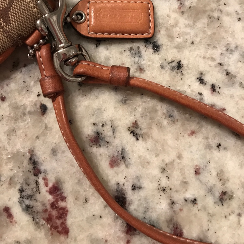 Coach Wristlet - Picture 3 of 3