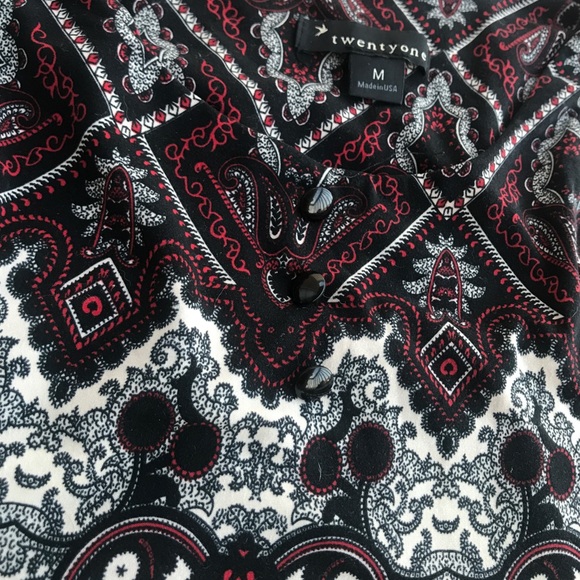 Mini Dress ❤️ - Picture 3 of 3