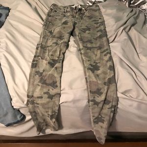 Camo Hudson jeans