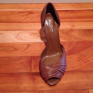❤️ Aldo peep toe