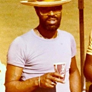 Meet your Posher, Kaye