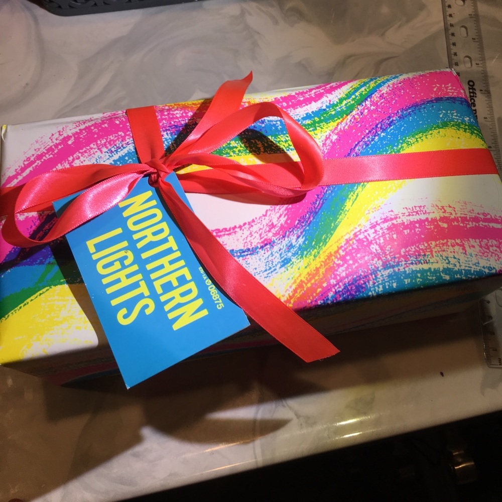 Lush northern lights gift set