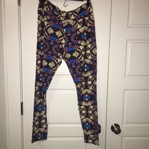Like New LuLaRoe Leggings TC
