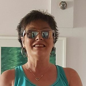 Meet your Posher, Christina