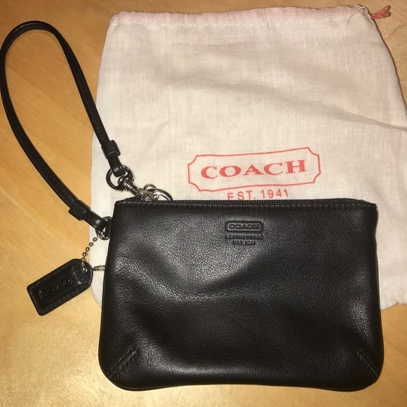 Coach leather wristlet - Picture 1 of 2