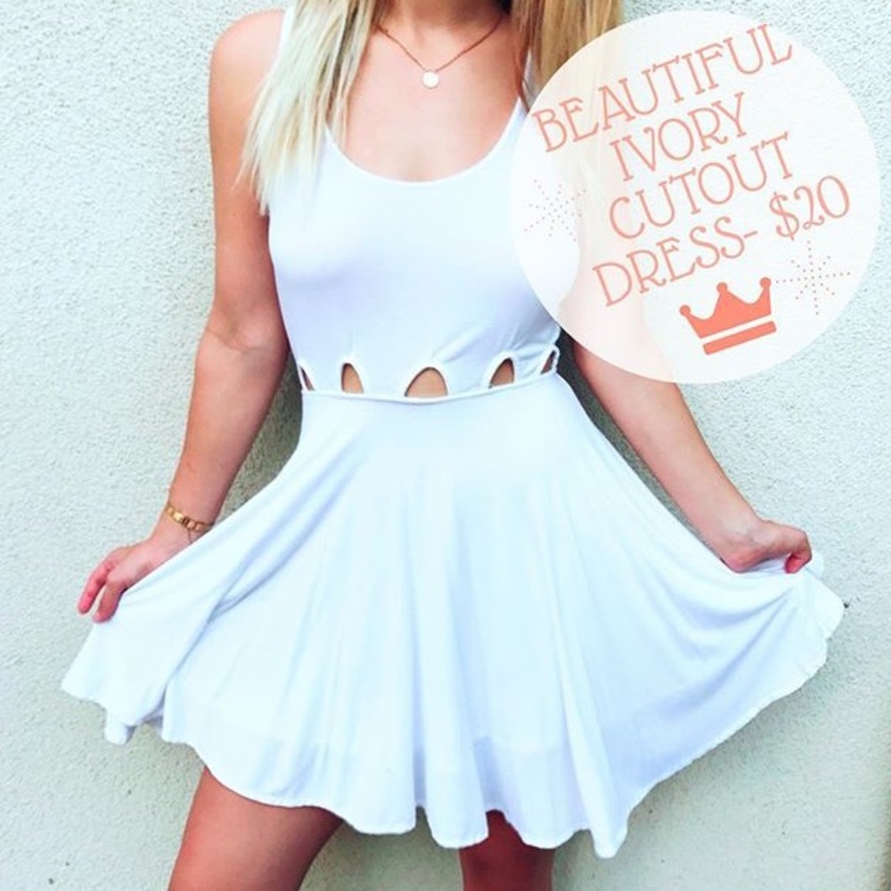 URBAN OUTFITTERS FLOWY WHITE MINI DRESS