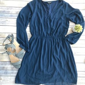 NWOT Gorgeous NAVY BLUE EXPRESS DRESS 🎈