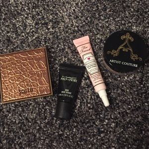 High end makeup bundle