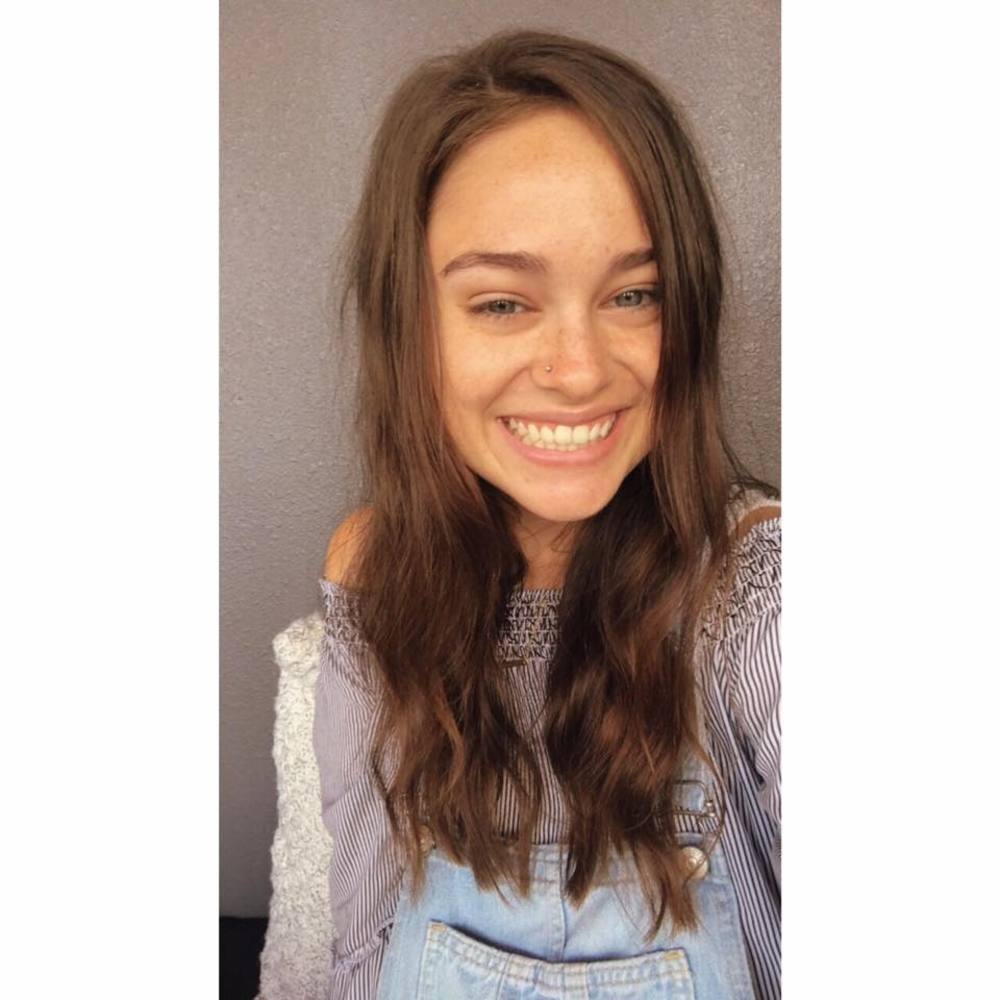 Meet your Posher, Caroline