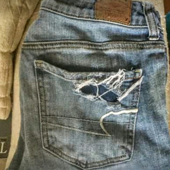 American Eagle Outfitters Jeans - Picture 2 of 2