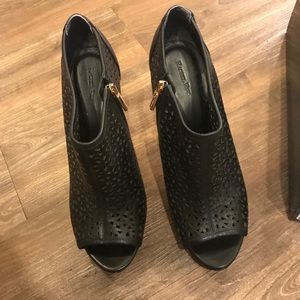 Rachel Roy black open toe booties