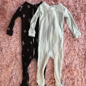 ❌SOLD❌Toddler Softsie pajamas