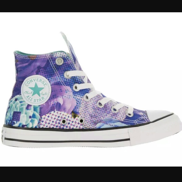 ⭐SALE ⭐ NWT Converse Chuck Taylor Digital Floral - Picture 2 of 6
