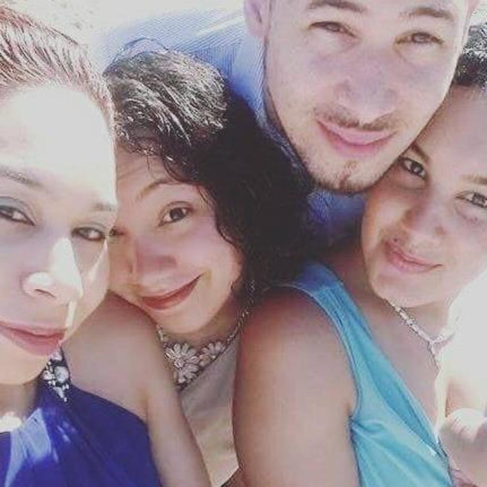 Meet your Posher, Genesis