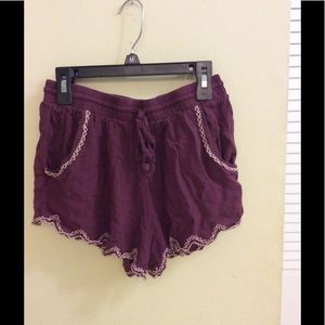 Frilly shorts