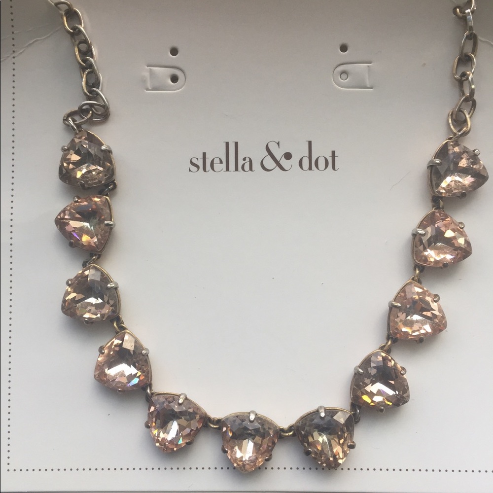 Stella & Dot pink crystal necklace
