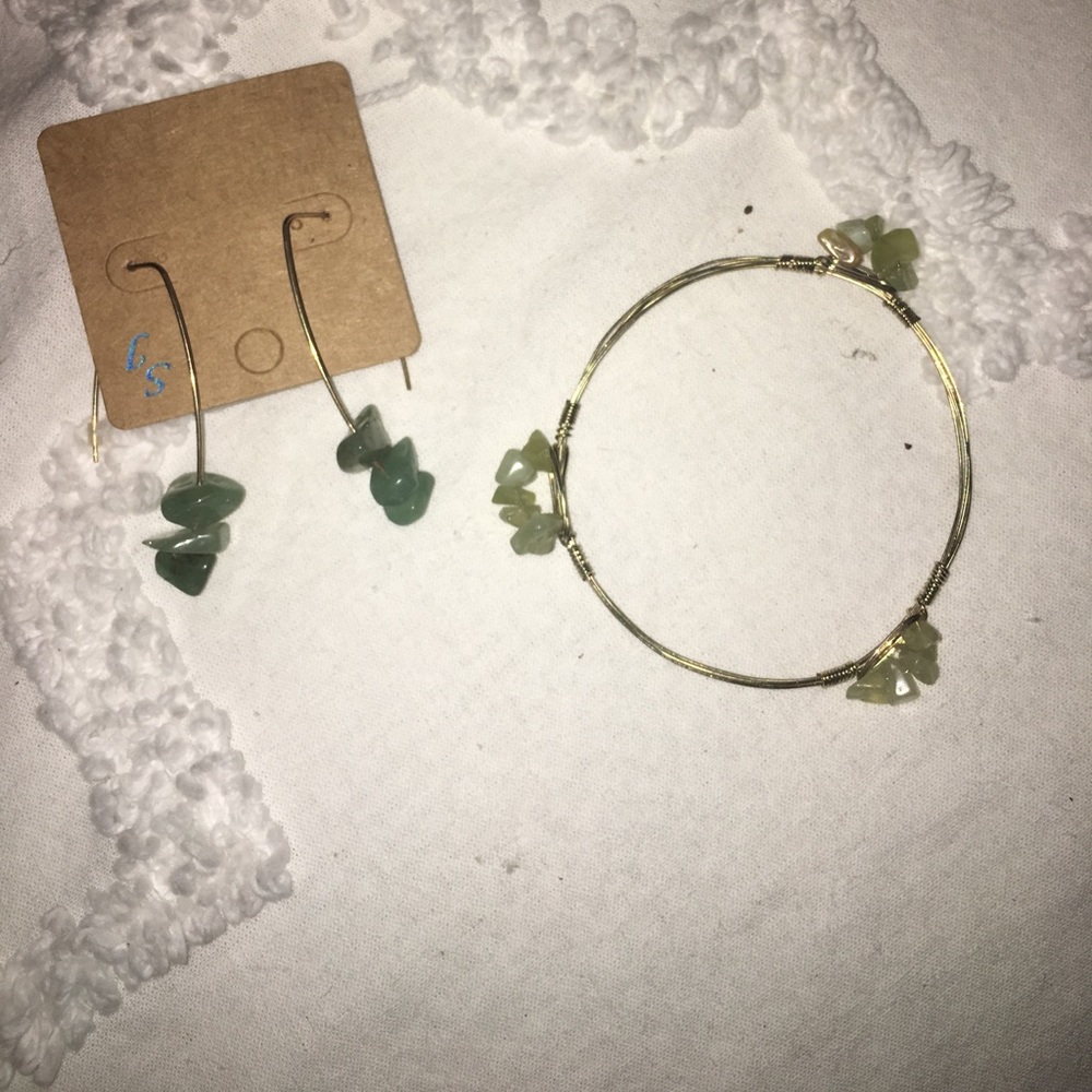 Turquoise boutique  drop earring  & bracelet NWT