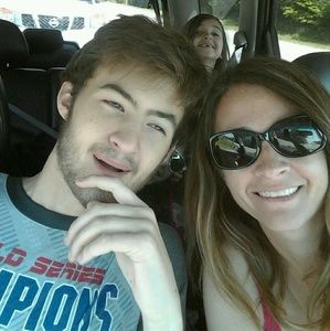 Meet your Posher, Sara