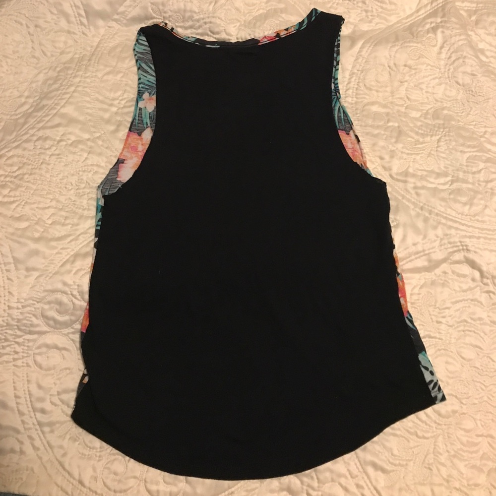 *Sold * Tropical tank - Picture 5 of 7