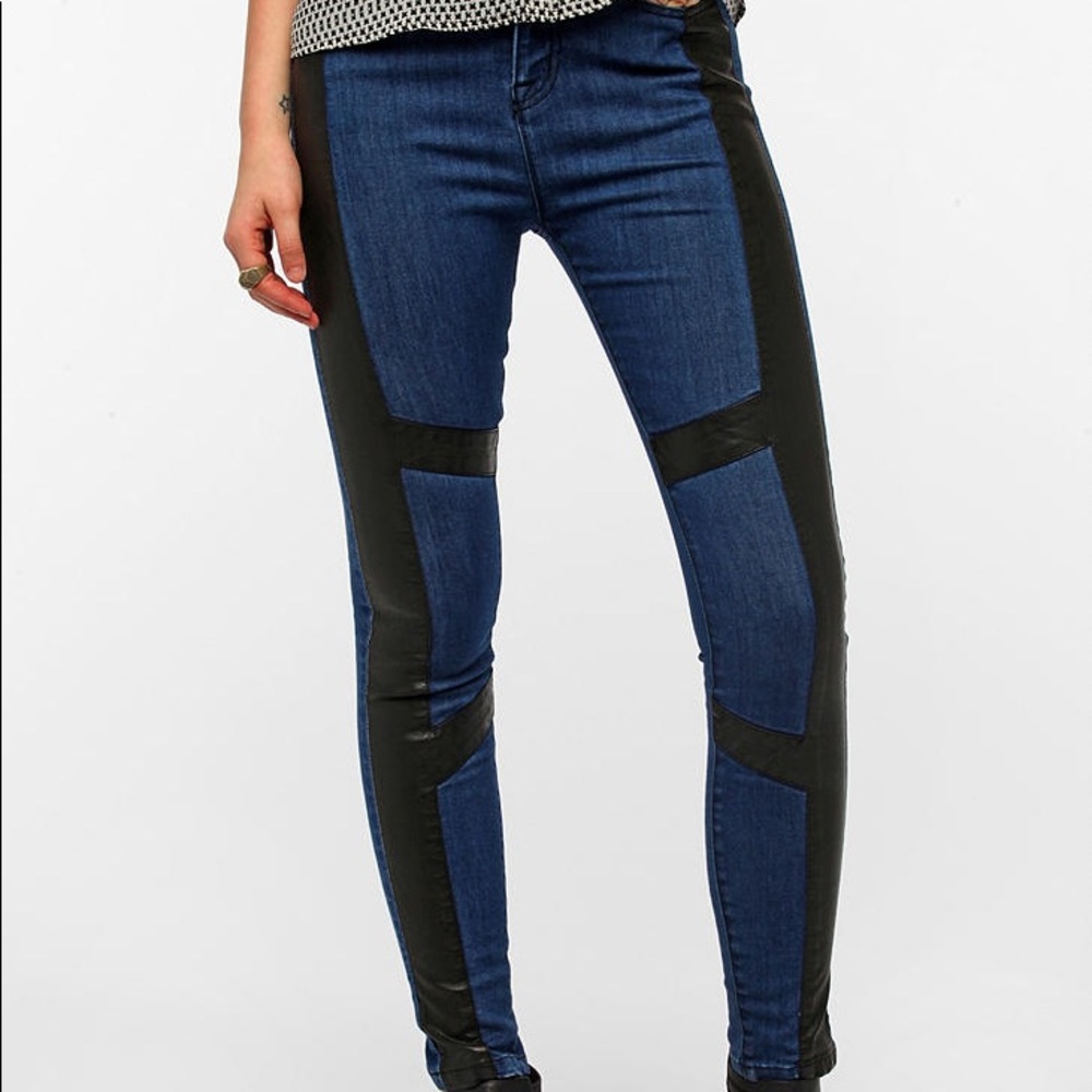 ❗️FINAL PRICE❗️ BDG Seamed Twig High Rise Jeans