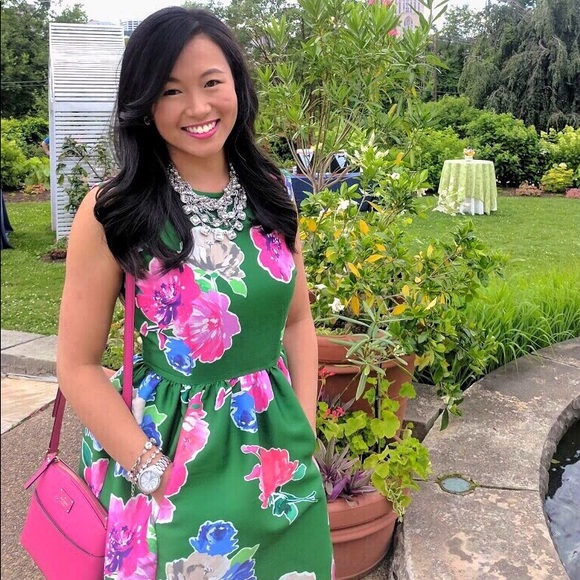 Meet Your Posher, Shannon - Picture 3 of 4