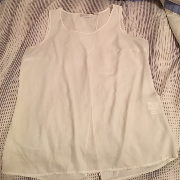 New York and Company sheer tank top - Picture 1 of 3