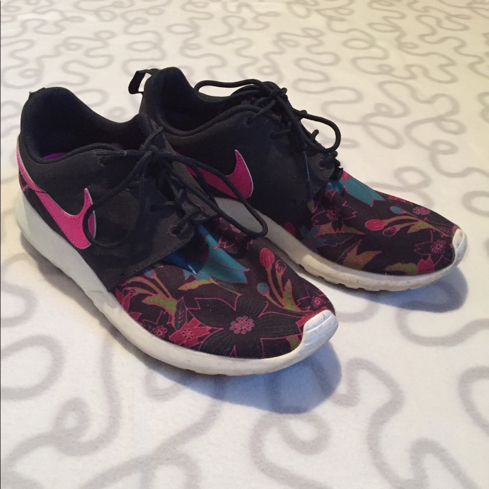 Floral Print Nike Roshes