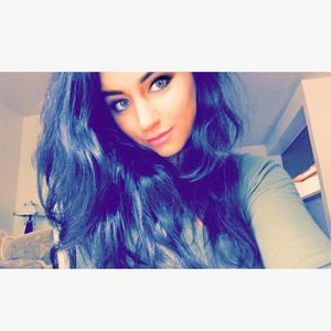 Meet your Posher, Michaela