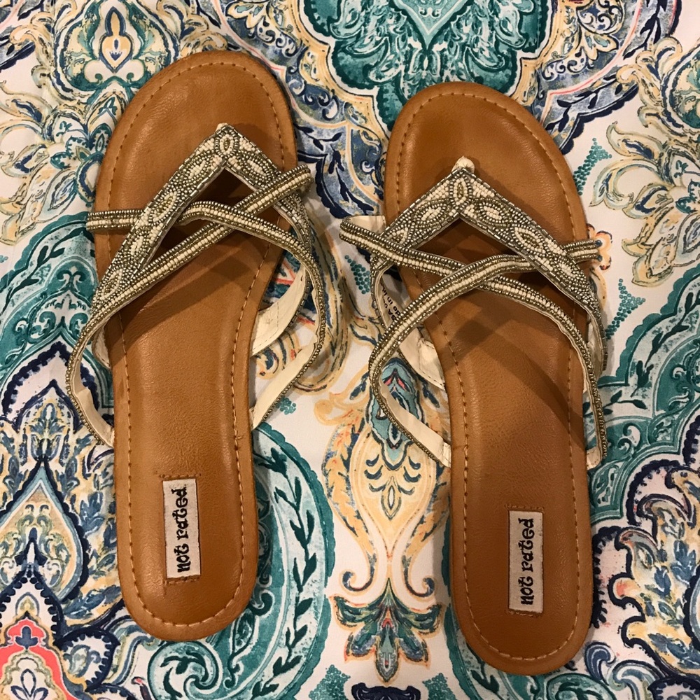 Buckle sandals
