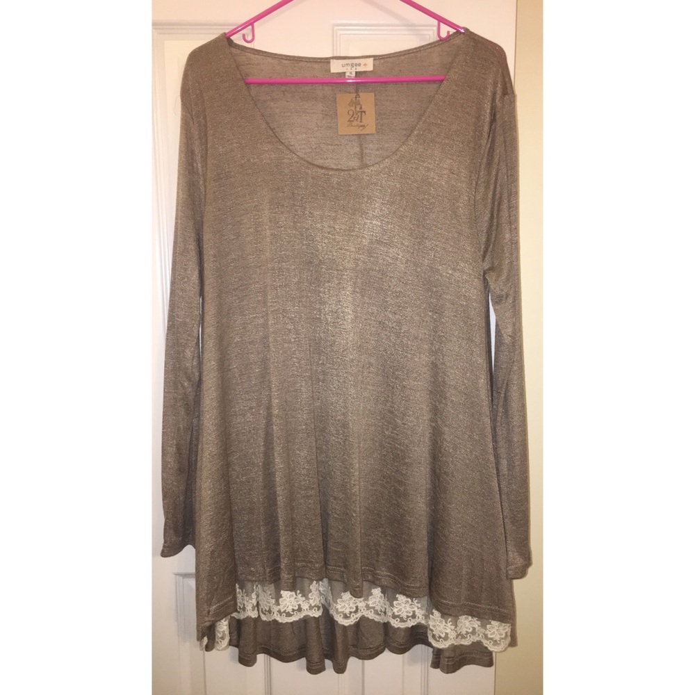 NWT Lace Trim Tunic