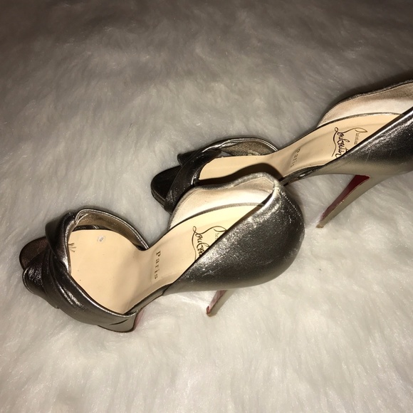 Christian-Louboutin-metallic-bronze-platform pump - Picture 5 of 8