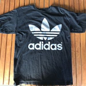 Adidas T-Shirt