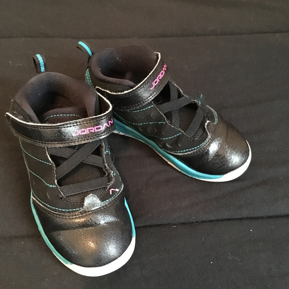 Little girls air Jordan black high top sneakers 9