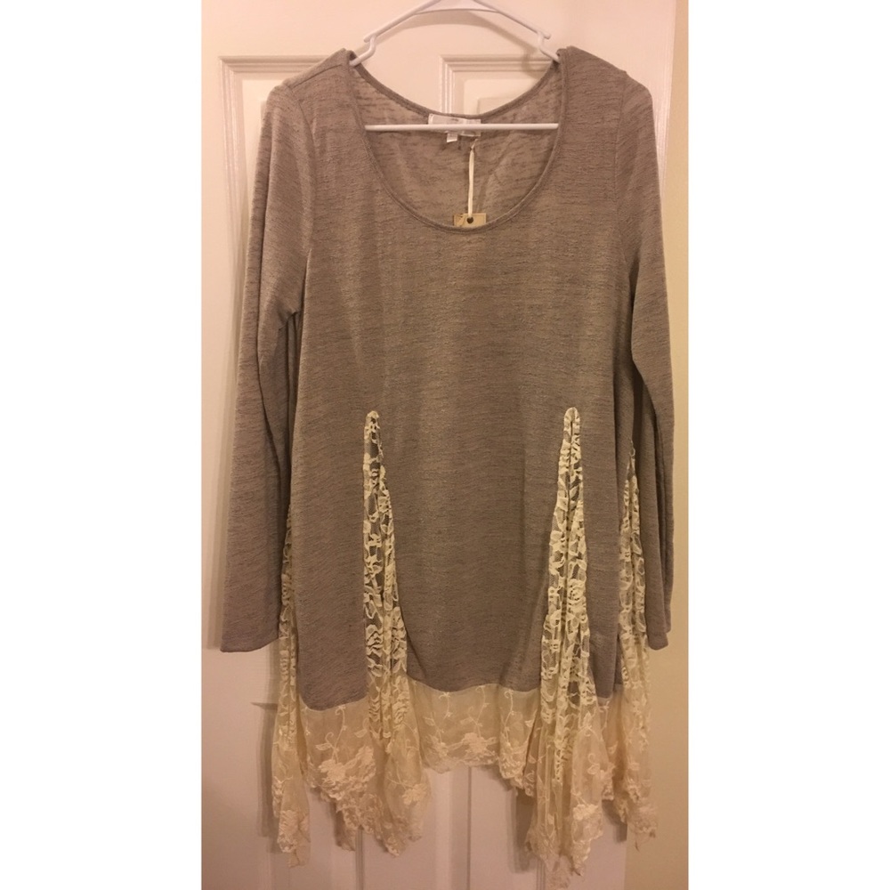 NWT Lace Trim Tunic