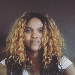 Meet your Posher, Shirley