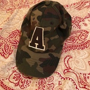 Children's place camo ball cap size 4-7