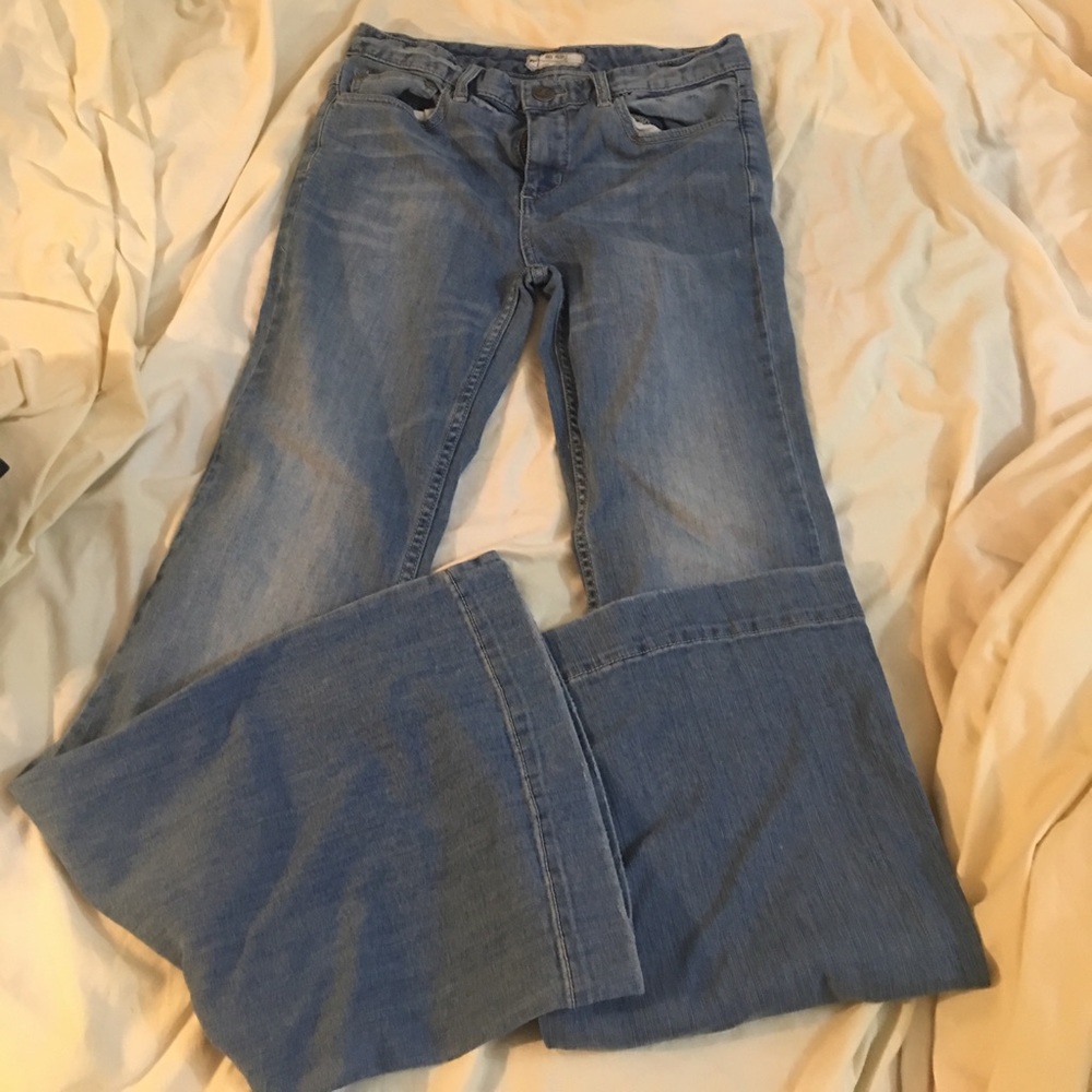 ECU- size 8, Free people jeans.32in inseam