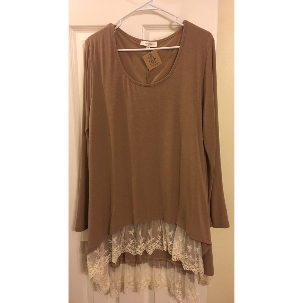 NWT Lace Trim Tunic