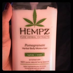 HEMPZ - Pomegranate Herbal Body Moisturizer