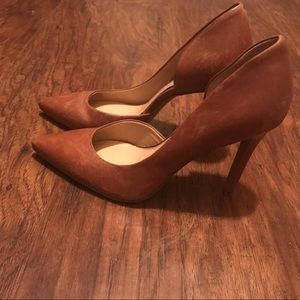 Jessica Simpson heels