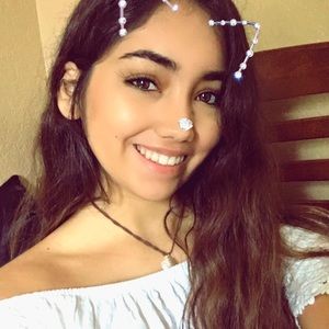 Meet your Posher, Eva