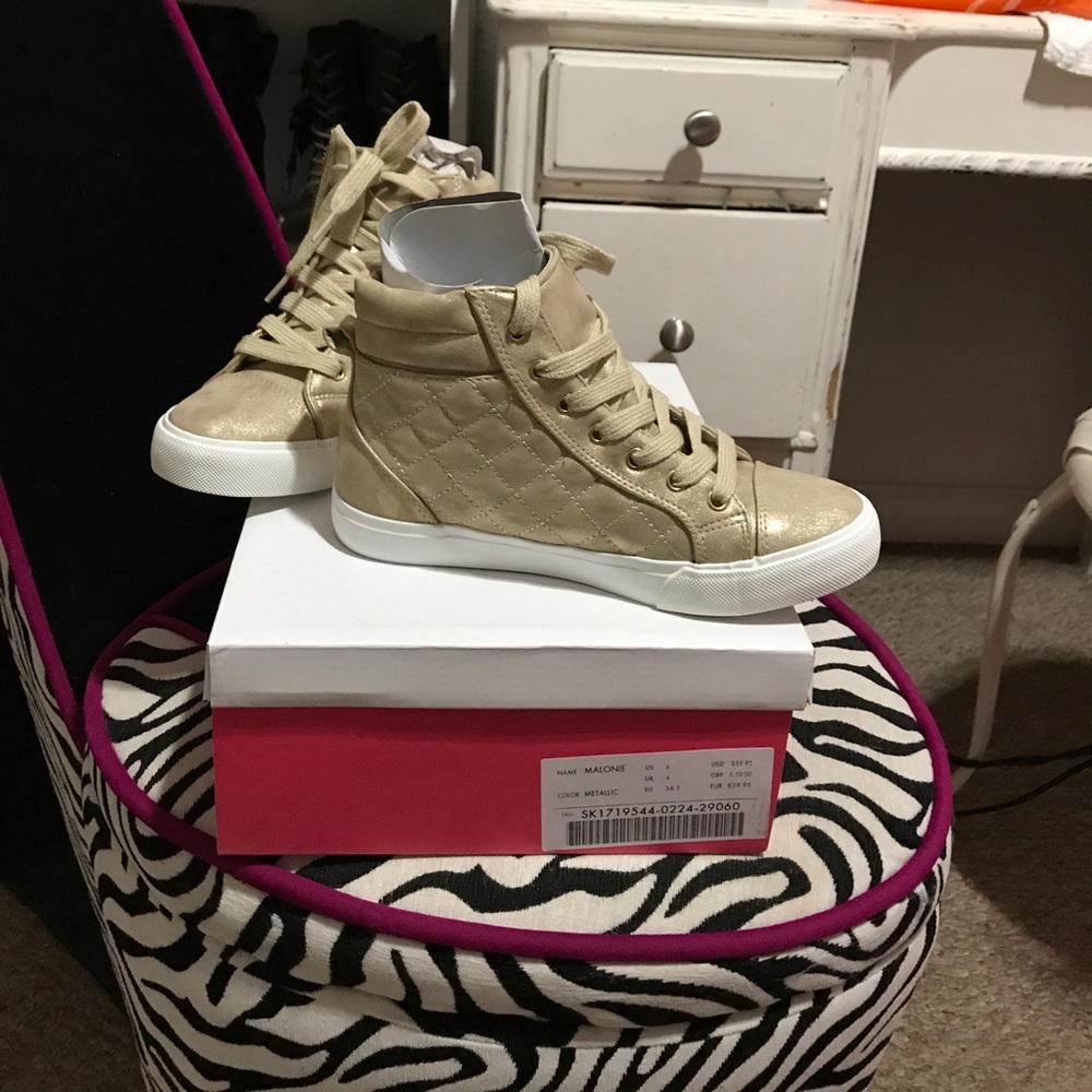 Brand new metallic sneakers