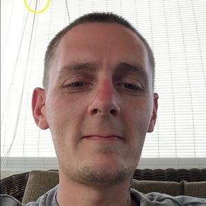 Meet your Posher, Joshua