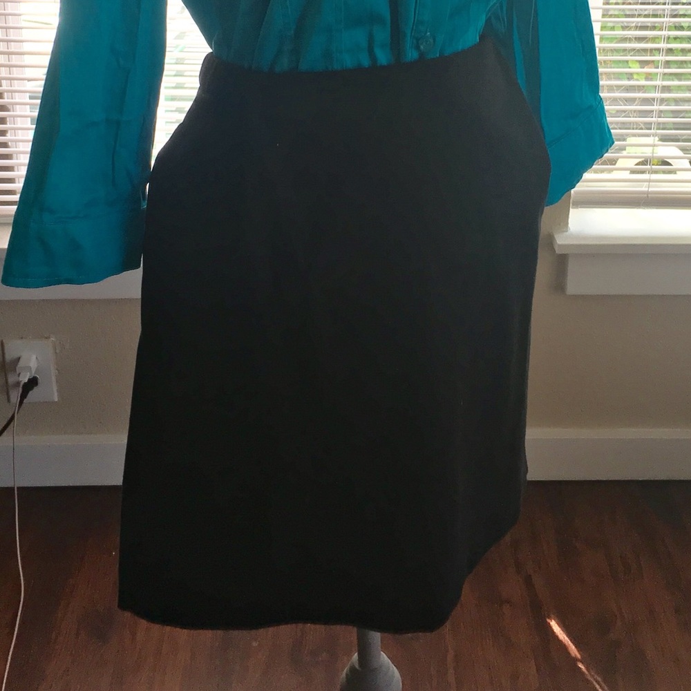 🤑Black pencil skirt/ business casual