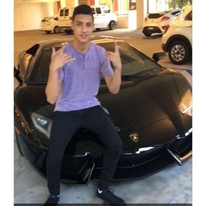 Meet your Posher, Karim