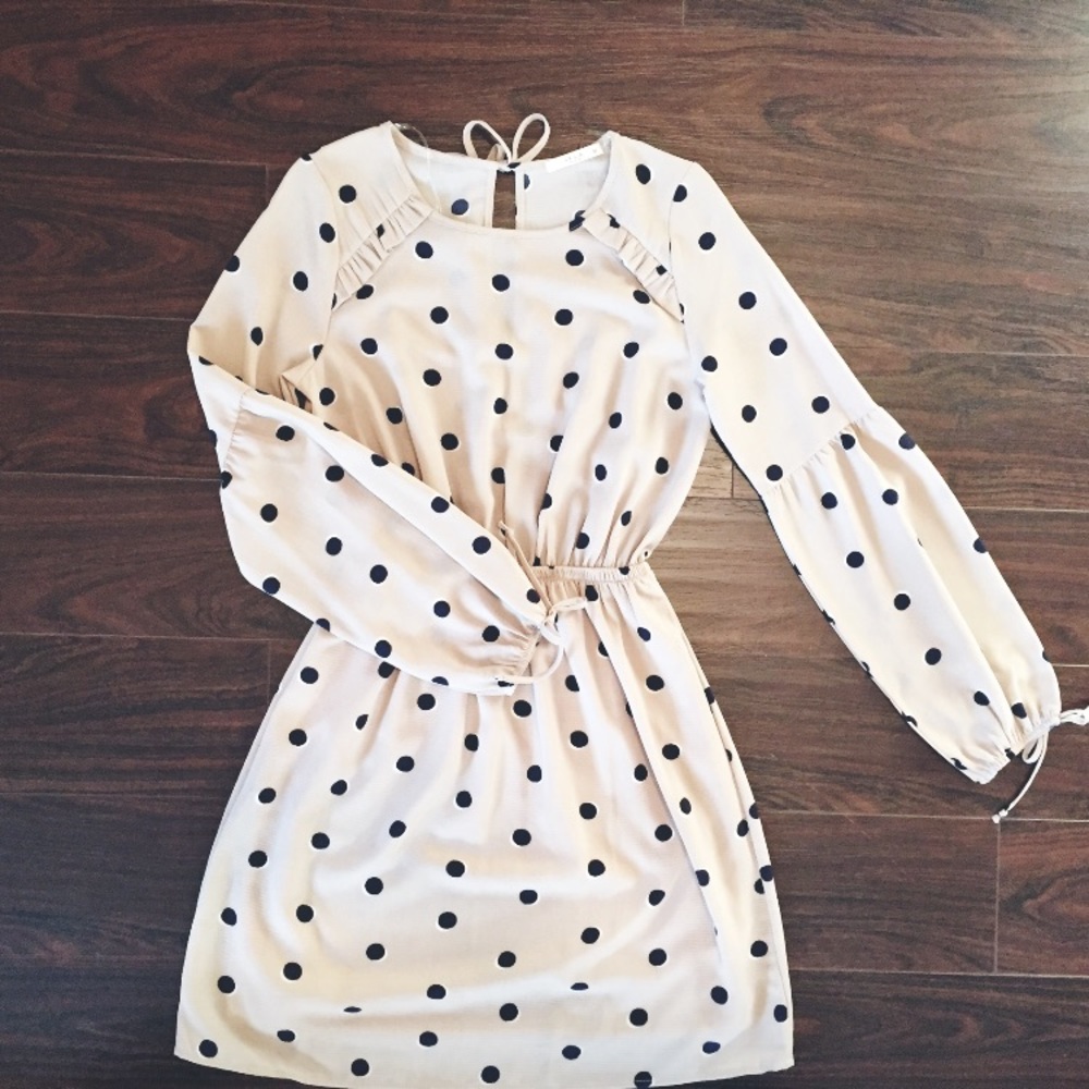 🔴FINAL DROP Polka Dot Dress - Picture 3 of 5