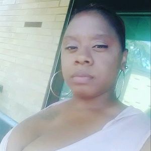 Meet your Posher, Donnellaca