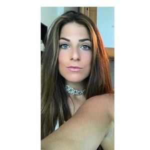 Meet your Posher, Jade