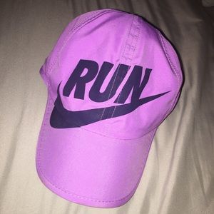 Purple Nike "Run" Dri-Fit baseball cap/hat